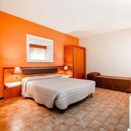 Grand Hotel Bologna Congress&Wellness Pieve di Cento Esterno foto