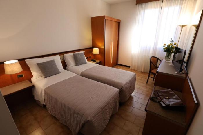 Grand Hotel Bologna Congress&Wellness Pieve di Cento Camera foto